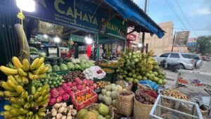 Tak Takut Rugi, Demi Jujur: Kisah Pedagang Buah di Banda Aceh
