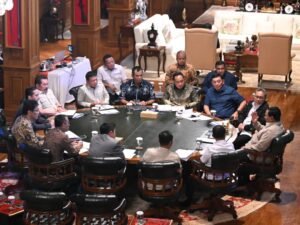 Tiba dari Lawatan Luar Negeri, Prabowo Langsung Panggil Menteri ke Hambalang