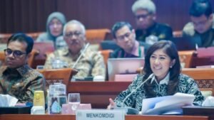 Penerimaan Negara Bukan Pajak Kemkomdigi 2025 Tembus Rp29 Triliun
