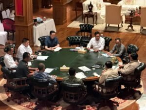 Prabowo Kumpulkan Menteri di Hambalang, Bahas Kerja Sama Kampus RI–Inggris