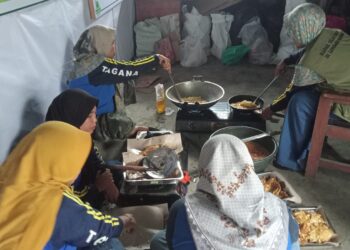 Banjir Bandang Terjang Pemalang, Kemensos Dirikan Dapur Umum