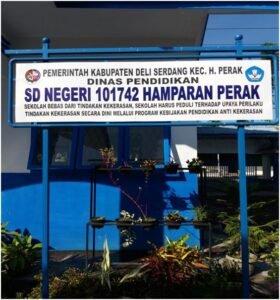 Bupati dan Wabup Resmikan Toilet SDN 101742 Hamparan Perak