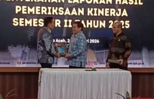Bupati Simeulue dan Ketua DPRK Terima LHP Kinerja dari BPK Aceh