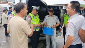 Satlantas Aceh Barat Bersama Jasa Raharja Gelar Razia Terminal Kelayakan Kendaraan 