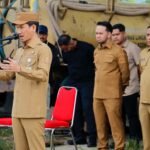 Bupati Aceh Barat Tarmizi.S.P sampaikan arahannya didampingi wakil bupati aceh barat dan kadia DLH aceh barat. (9/2/26). Dok.istimewa.