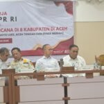 Wagub Aceh Fadhlullah saat berbicara terkait bantuan pasca bencana Aceh saat kunjungan MPR RI. (Dok/Ist)