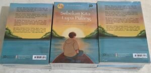 Menulis Jalan Pulang untuk Mereka yang Terluka