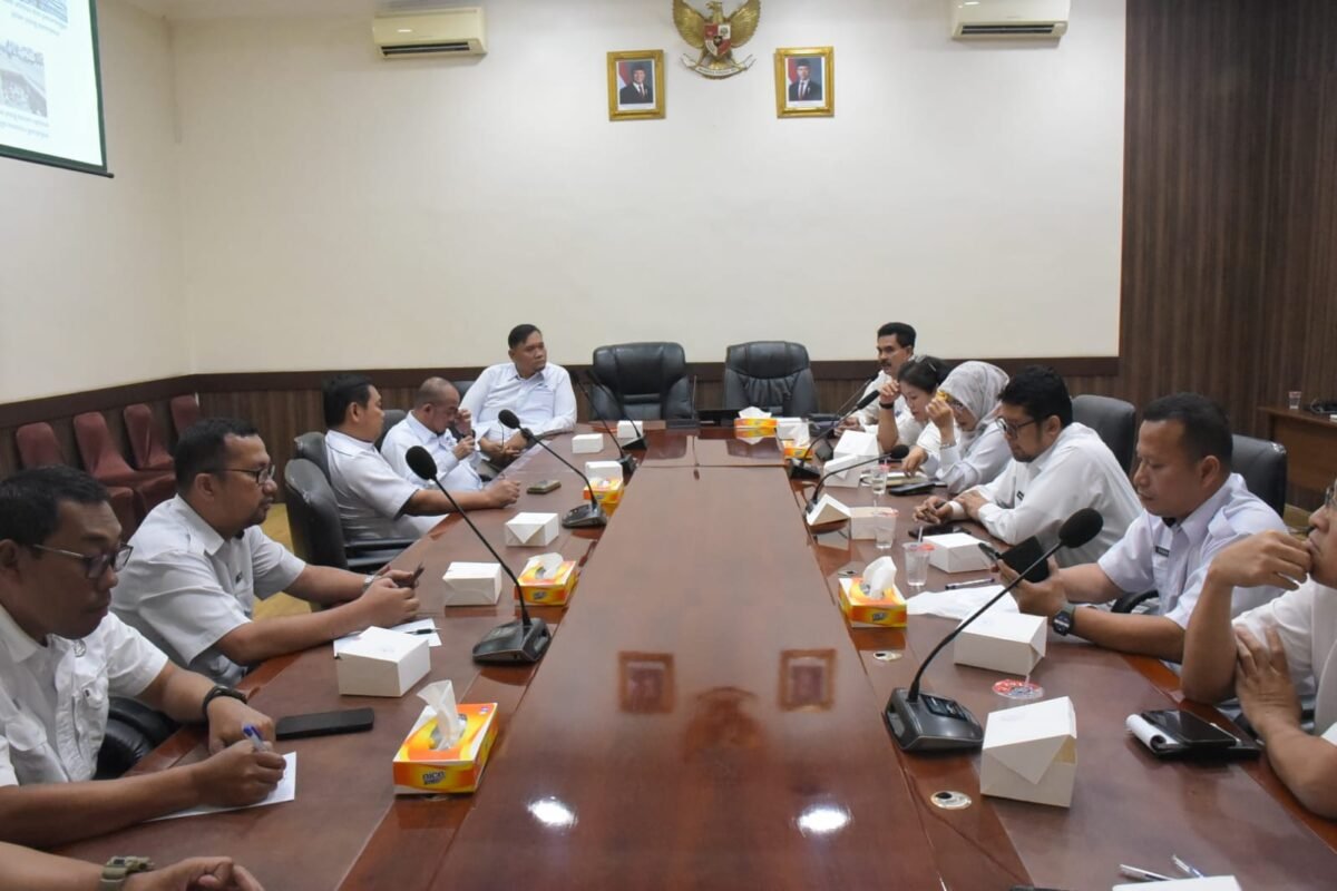Pemkab Deli Serdang Siap Tertibkan Kabel Semrawut, Ancam Putus Jaringan Tak Berizin