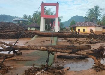 Curah Hujan Tinggi Sebabkan Kerusakan Jembatan Perintis Garuda di Kelurahan Tukka