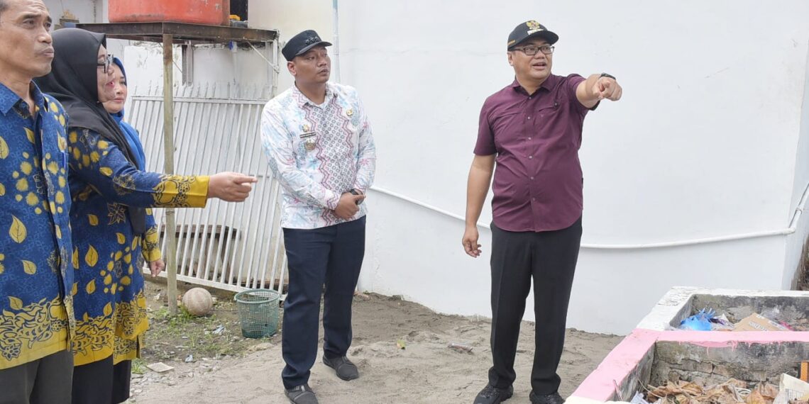 Bupati dan Wabup Resmikan Toilet SDN 101742 Hamparan Perak