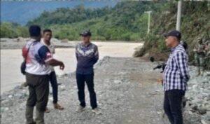 Akses Jalan Jambak-Sikundo Kembali Putus Diterjang Banjir, Tim PUPR Aceh Barat Bergerak Cepat