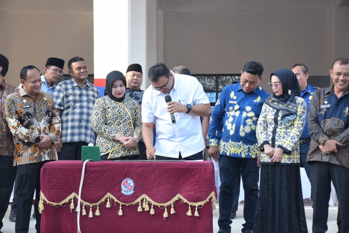 Bupati-Wabup Resmikan Kantor Damkar Deli Serdang Satu Tahun Kepemimpinan