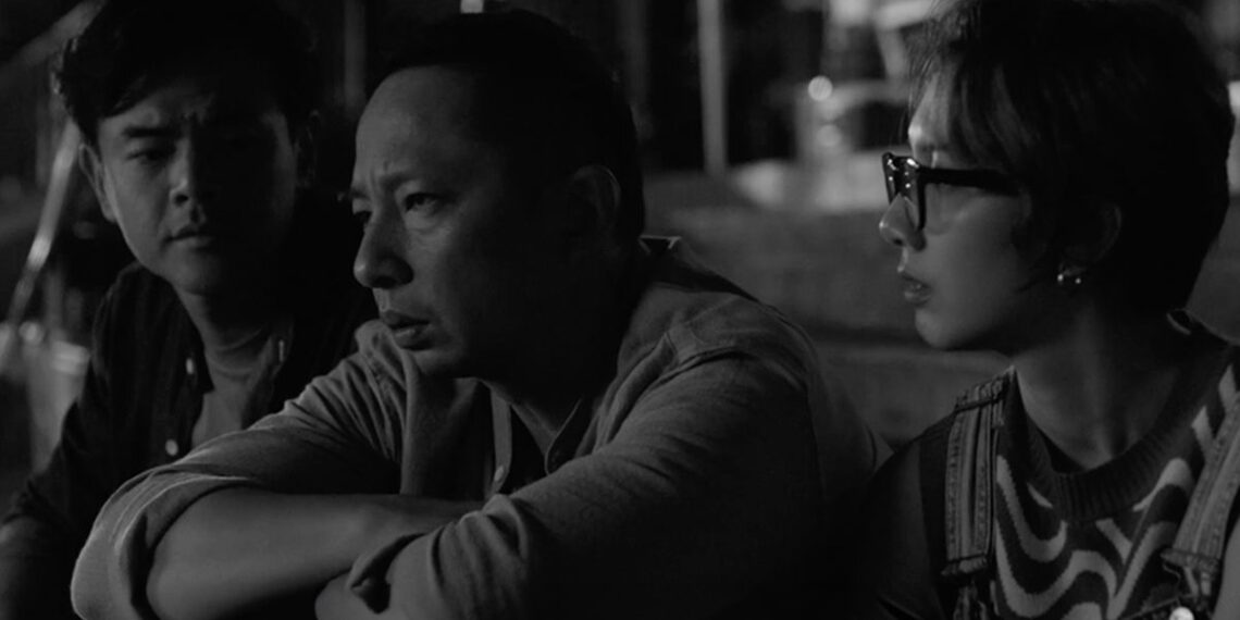 Sebuah first look dari film "Jatuh Cinta Seperti di Film-Film". (Antara/Ahmad Faishal Adnan)