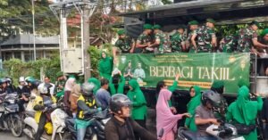 Semarakkan Ramadhan 1447 H, Bekangdam IM dan Persit KCK Berbagi 500 Takjil