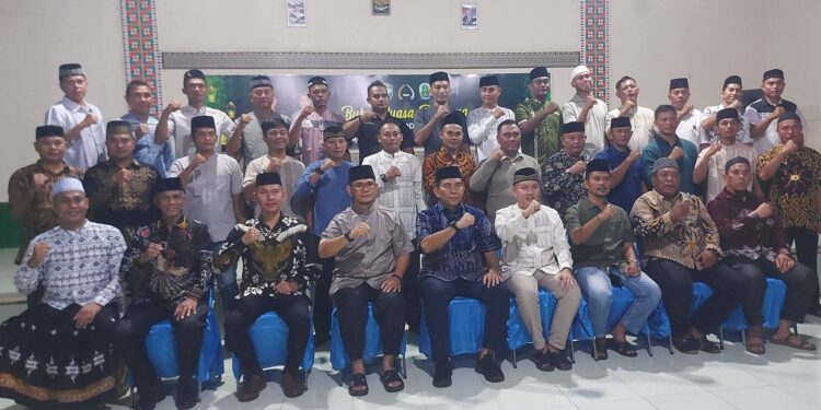 Bupati Simeulue Gelar Buka Bersama Kodim 0115 Simeulue, Serahkan Tanah Hibah