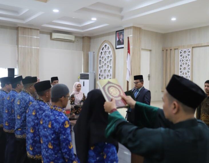 Pelantikan berlangsung di Aula Kanwil Kementerian Agama Republik Indonesia Provinsi Aceh, Banda Aceh. (Dok. Humas Kemenag Aceh)