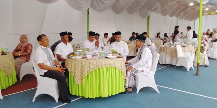 Jalin Silaturahmi Bank Aceh Cabang Meulaboh Gelar Berbuka 