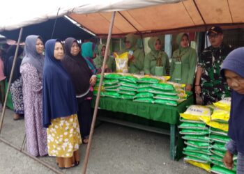 Kodim 0115/Simeulue Gelar Bazar Ramadhan, Sediakan Sembako Murah Untuk Warga