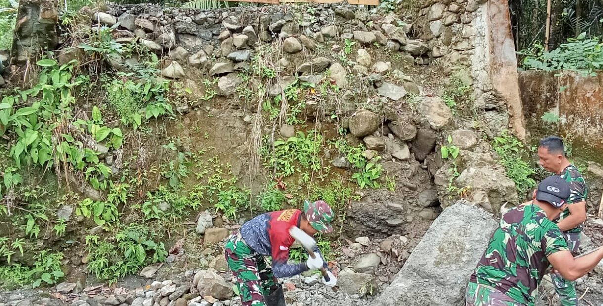 IMG-20260315-WA0006-e1773561455742 Kodim 0213/Nias Tuntaskan Pembangunan Jembatan Aramco di Sungai Malowu