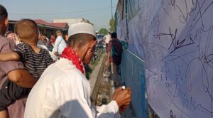 Screenshot_20260321_093357_Gallery-300x166 Ribuan Warga Desa Cinta Rakyat Tanda Tangani Buruknya Kepemimpinan Kepala Desa