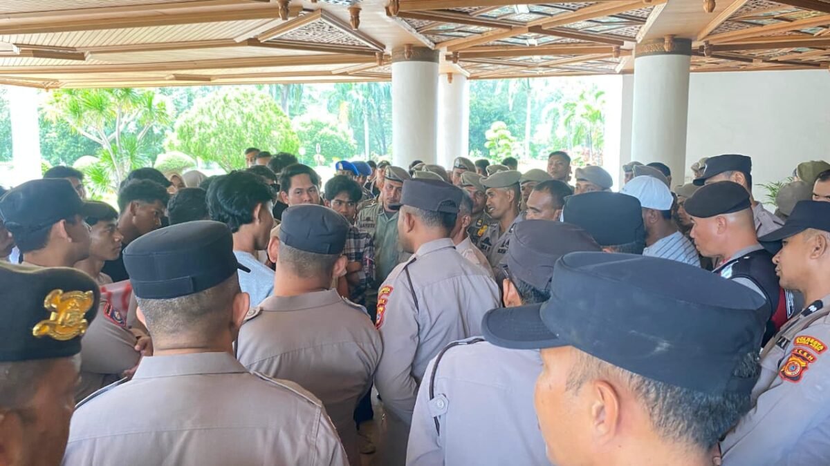Mahasiswa Desak Pemerintah Aceh Transparan Soal Anggaran Bencana 2025