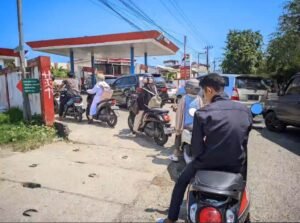 Panik Buying di Banda Aceh, Antre BBM di SPBU Mengular