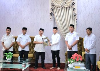 Bupati Aceh Barat Serahkan SK Plt Tiga Jabatan Strategis