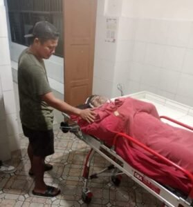 Diduga Abaikan K3, Pekerja Tewas Tersetrum Saat Bongkar Seng di Cemara
