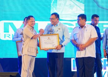 Bupati Deli Serdang Teken MoU dan Raih Penghargaan Mendagri