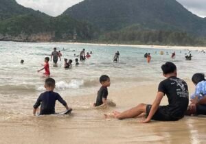 Pantai Lampuuk Primadona Wisata di Aceh Besar