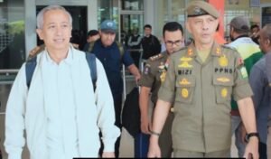 Kabid Tibumtranmas Satpol PP Aceh Jemput Direktur Kemendagri di Bandara SIM