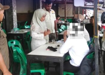 Dua ASN Terjaring Razia Satpol PP Aceh saat Nongkrong di Warkop pada Jam Kerja
