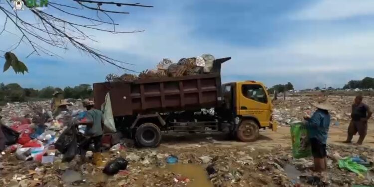 DLH Aceh Barat Aktifkan Sanksi Denda Rp 300 Ribu Pembuang Sampah Liar