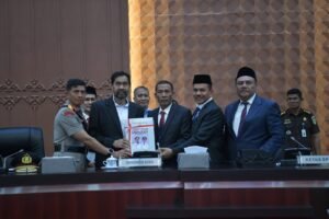 Sampaikan LKPJ 2025, Mualem Dorong Pembangunan Berkelanjutan
