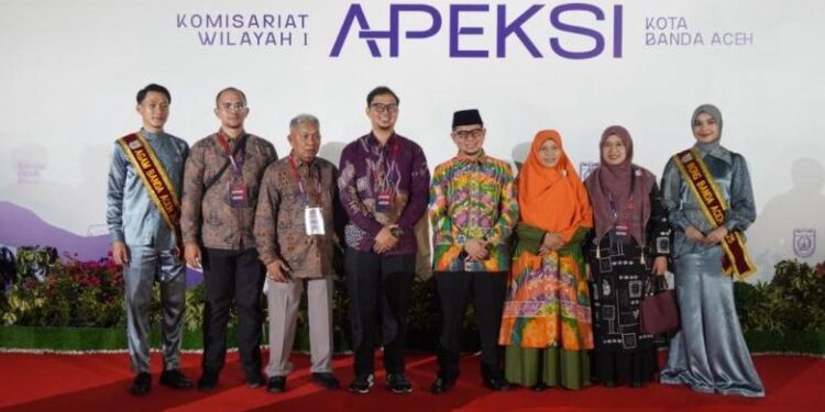 Wakil Wali Kota Bukittinggi Promosikan Wisata Jam Gadang di Malam Gala Dinner APEKSI