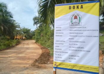 PUPR Aceh Barat Lanjutkan Pengaspalan Jalan Pulo Teungoh-Sikundo, Targetkan Akses Ekonomi Petani