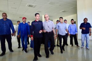 IMG-20260517-WA0065-300x200 Wali Nanggroe dan Bupati Aceh Barat Tinjau Pembangunan RS Regional Meulaboh