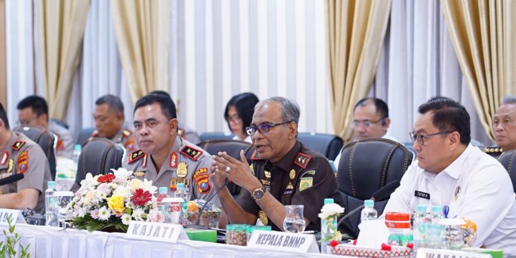Kunjungan Spesifik Komisi III DPR RI di Kejatisu Bahas Permasalahan Hukum dan Narkotika