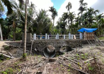 TNI Bangun Jembatan Armco Sungai Menaula, Progres Sudah 90 Persen