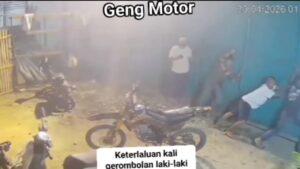 Screenshot_20260503_112051_WhatsApp-300x169 Suasana Mencekam di Wilkum Polsek Medan Tembung, Gudang di Serang Genk Motor