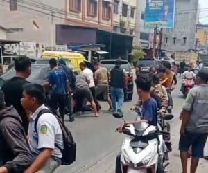 Viral Dua Pria Diduga Bandar Sabu Ditangkap dari Mobil Honda Civic  ‎