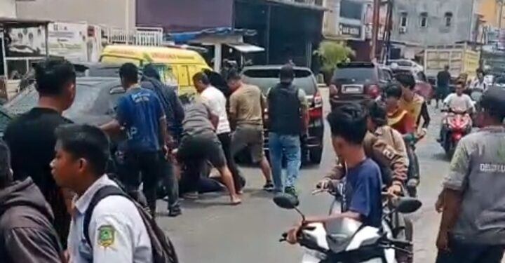 Viral Dua Pria Diduga Bandar Sabu Ditangkap dari Mobil Honda Civic  ‎