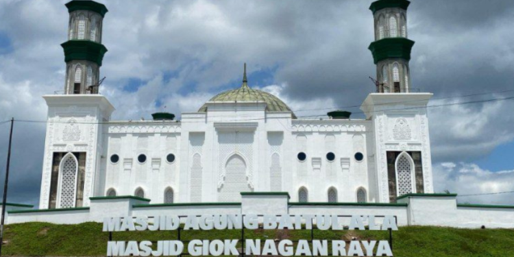 Keajaiban Masjid Giok Baitul A’la, Masjid Pertama di Dunia yang Terbuat dari Giok Asli Nagan Raya