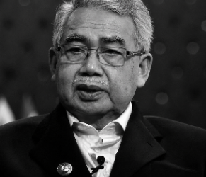 Mantan Gubernur Aceh Zaini Abdullah Meninggal Dunia