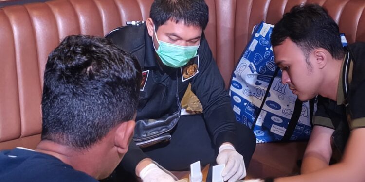 Polda Sumut Razia Helen’s Medan, Tujuh Orang di Tes Urin Secara Acak.