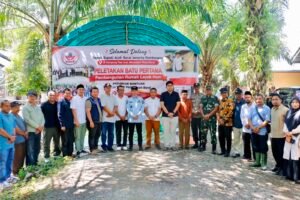 Bupati Aceh Barat Letakkan Batu Pertama Pembangunan RLH