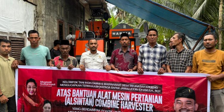 Jamaluddin Idham Salurkan Bantuan Alsintan untuk Petani Aceh, Diawali di Nagan Raya
