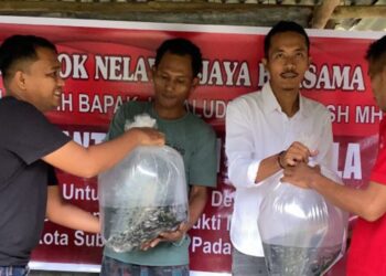 Jamaluddin Idham Salurkan 3,7 Juta Bibit Ikan untuk Pokdakan di Aceh