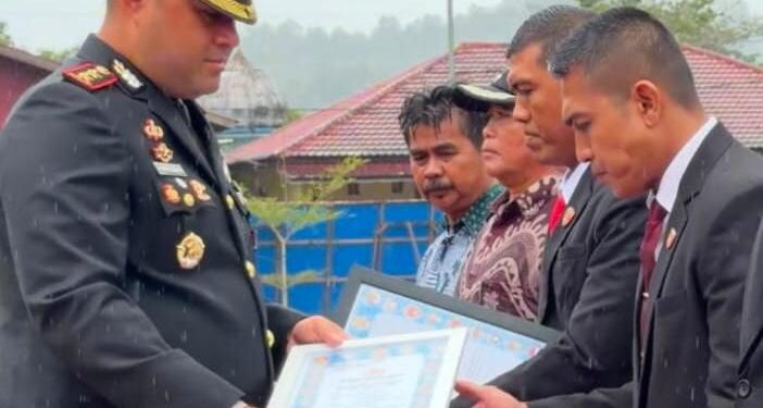 HUT Bhayangkara ke-80, Kasat Reskrim Polres Simeulue Raih Penghargaan atas Keberhasilan Ungkap Berbagai Kasus