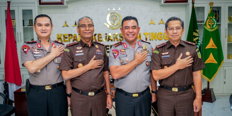 Perkuat Sinergi Penegakan Hukum, Kapolda Sumut Silaturahmi ke Kejati Sumut